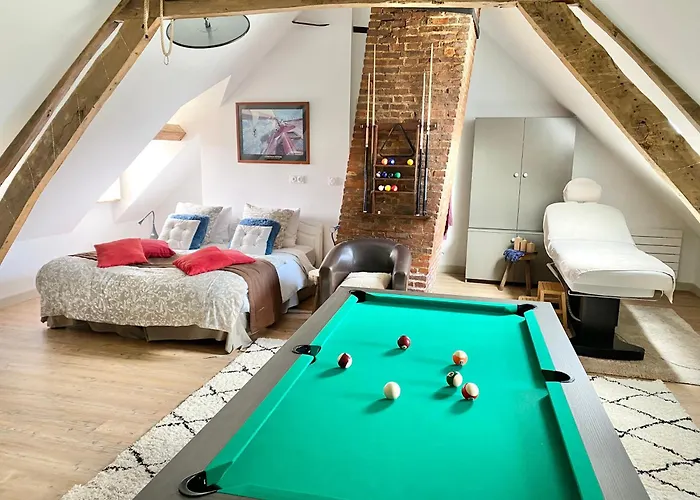 Loft Romantique - Balneo - Billard - Massage