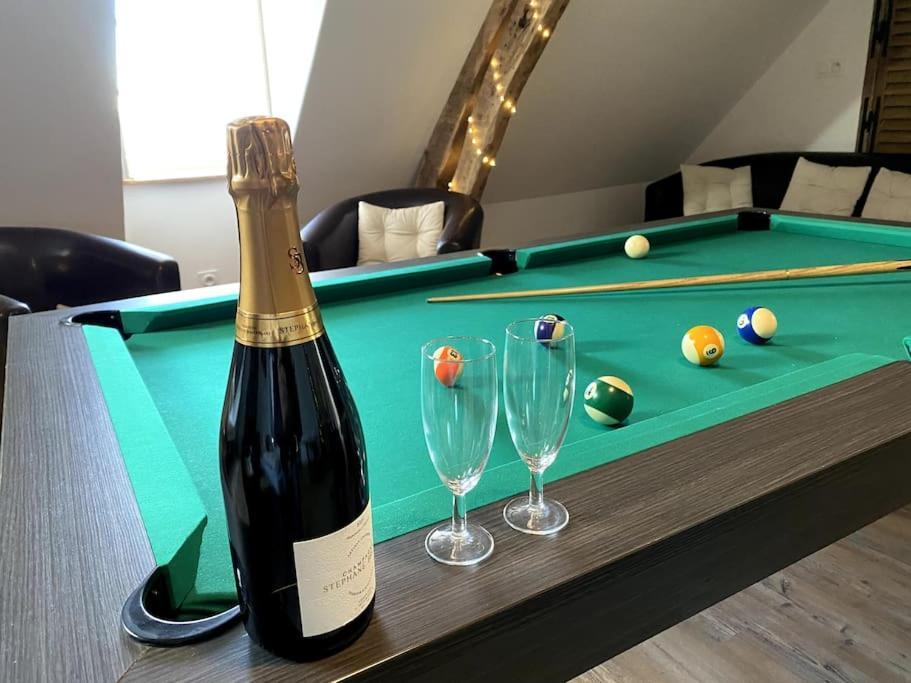 Loft Romantique - Balneo - Billard - Massage Apartment *