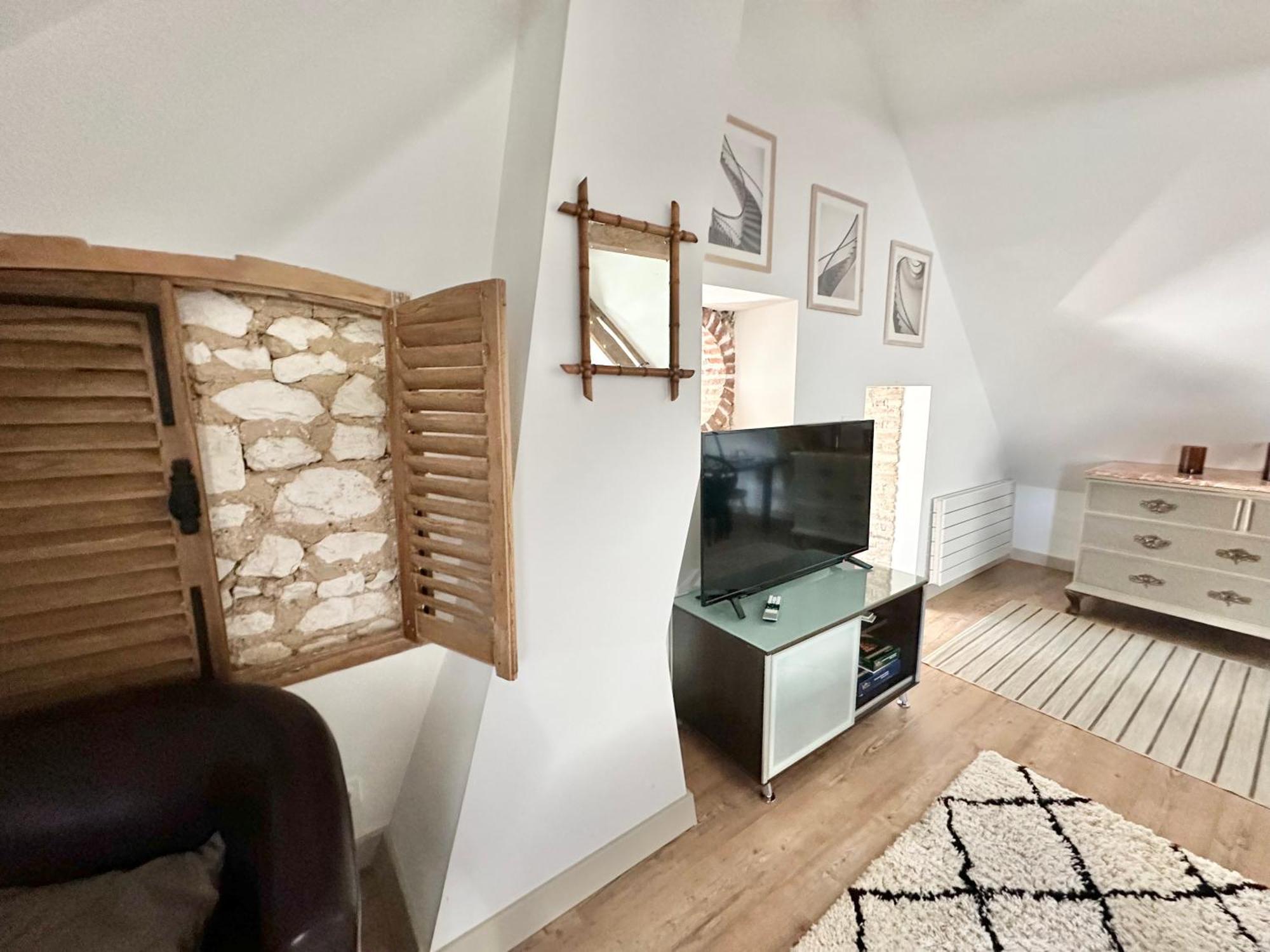 Loft Romantique - Balneo - Billard - Massage Apartment *